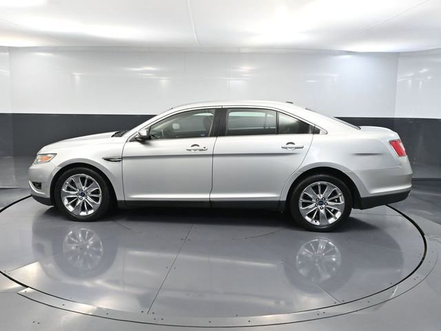 Used 2010 Ford Taurus Limited image 8