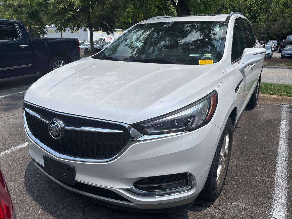 Used 2018 Buick Enclave Essence image 3