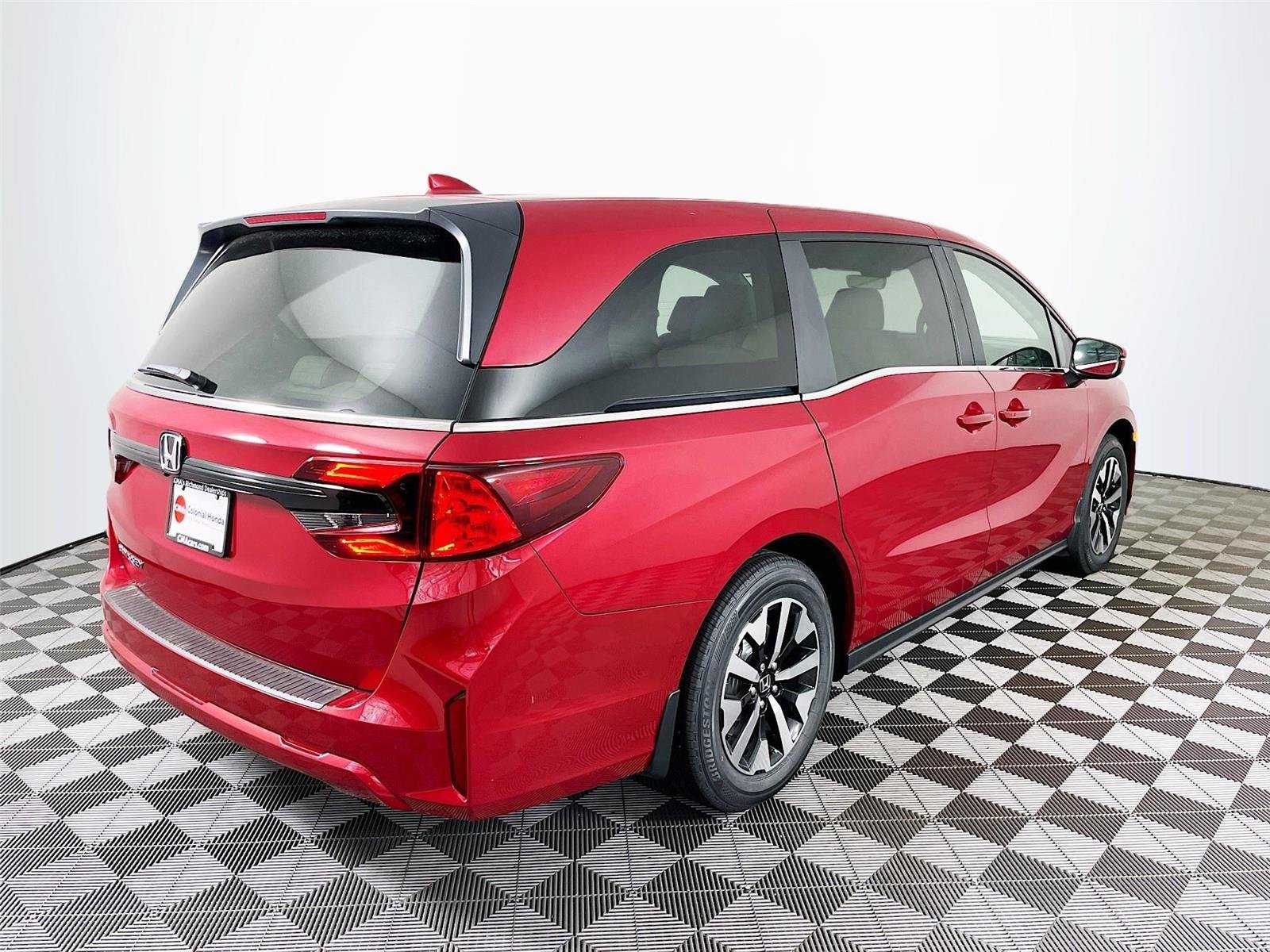 New 2026 Honda Odyssey EX-L image 8