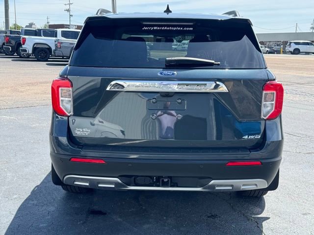 Used 2024 Ford Explorer XLT w/ Equipment Group 202A image 4