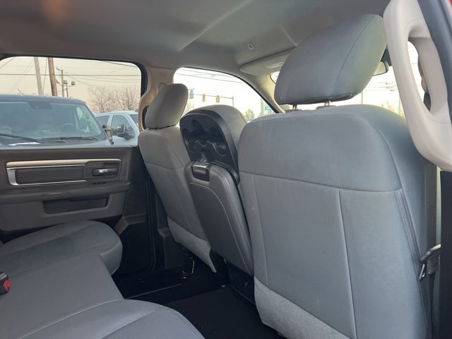 Used 2019 RAM 1500 Classic SLT image 14