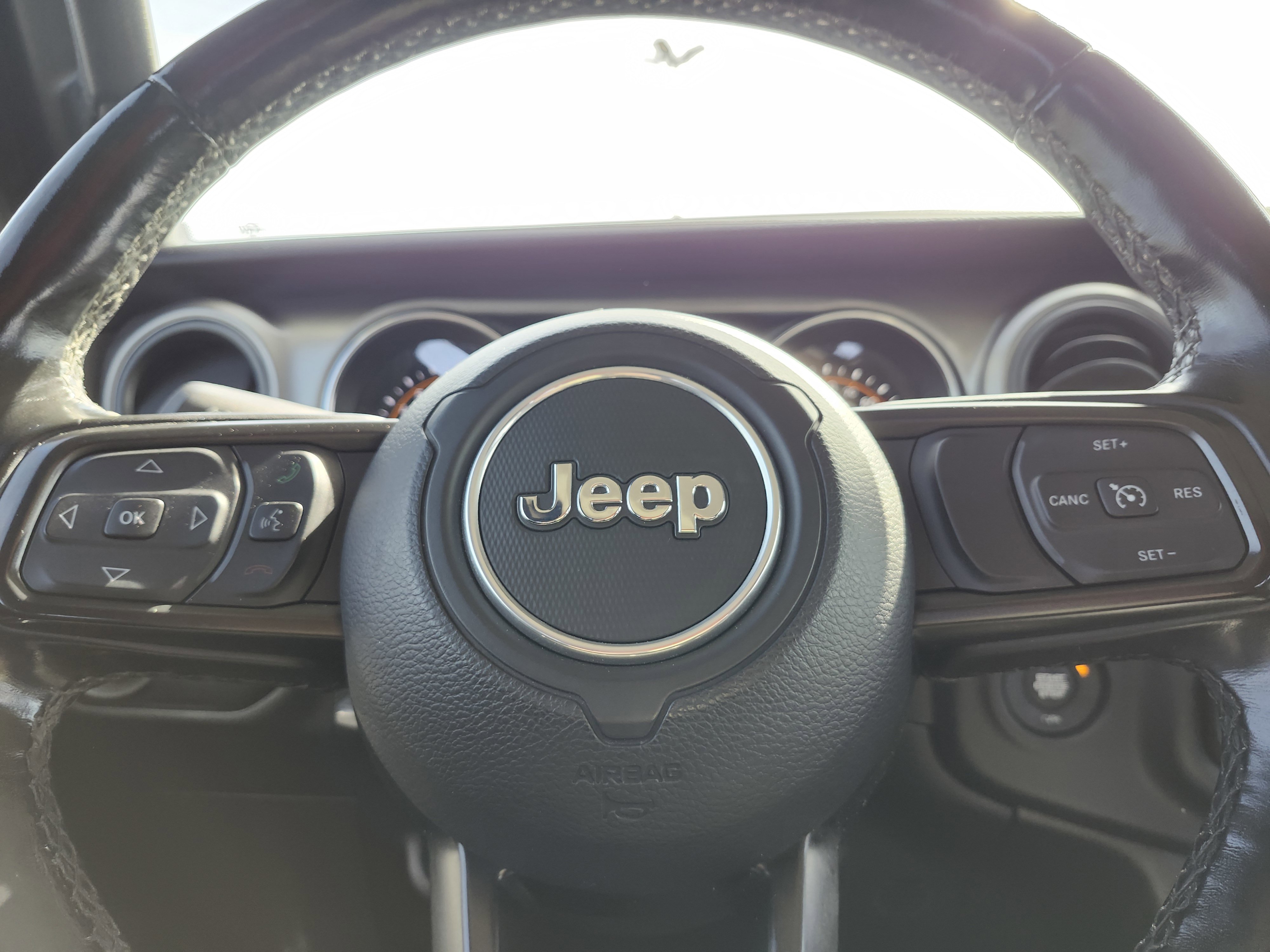 Used 2020 Jeep Gladiator Sport w/ Quick Order Package 24S image 27