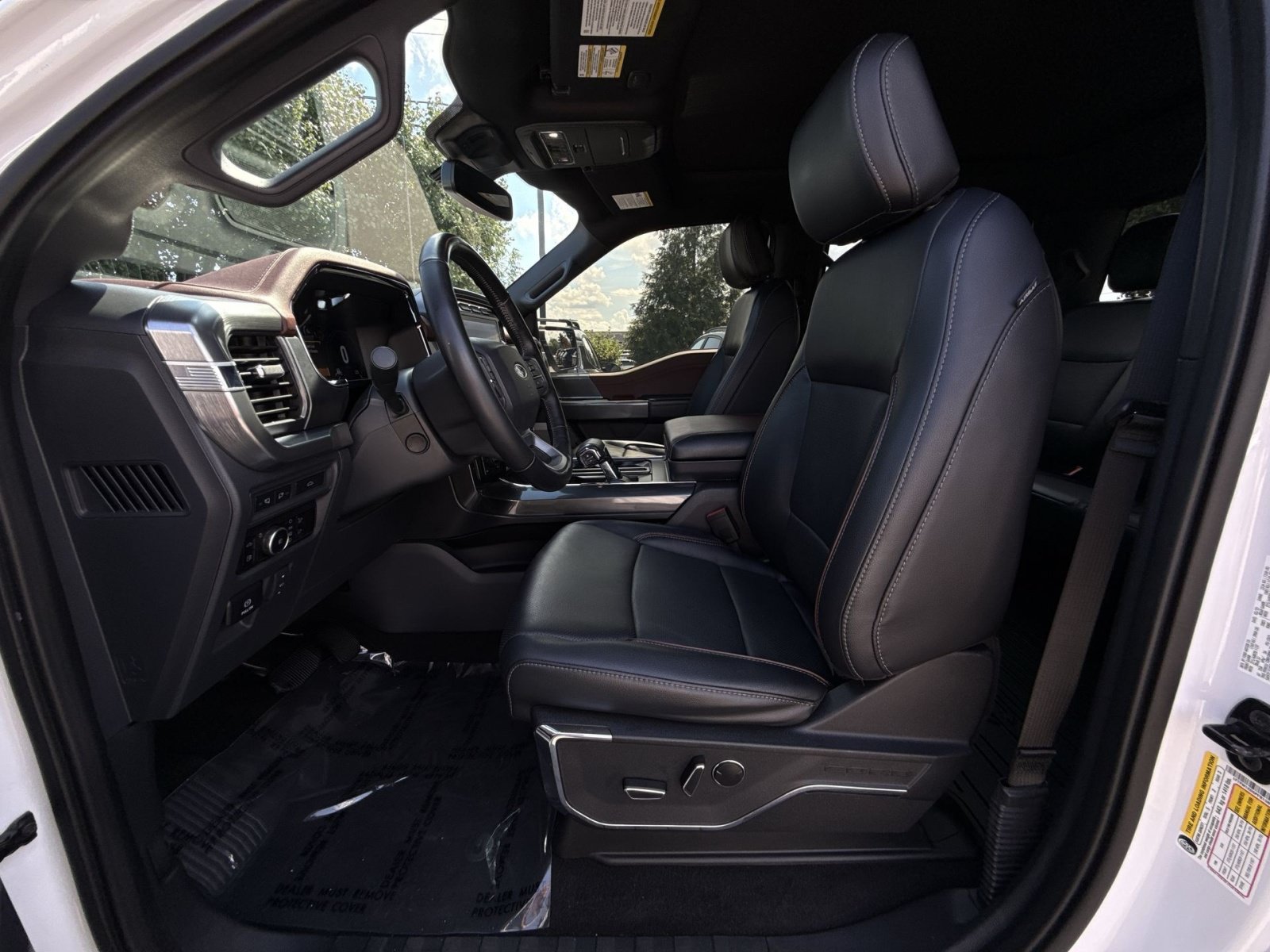 Used 2023 Ford F150 Lariat w/ Equipment Group 502A High AWD/4WD image 13