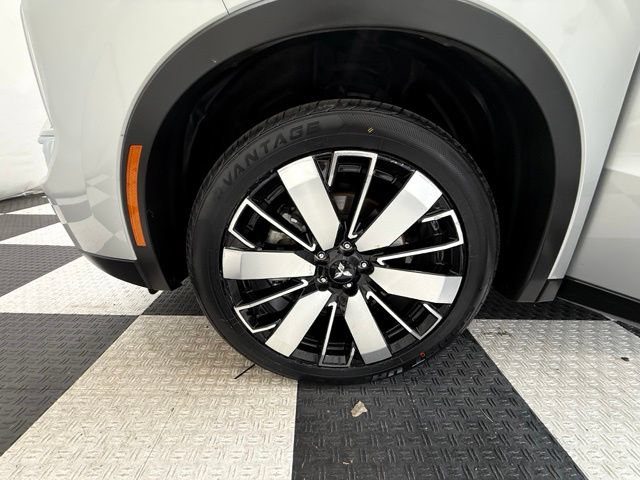 Used 2025 Mitsubishi Outlander SE AWD/4WD image 10