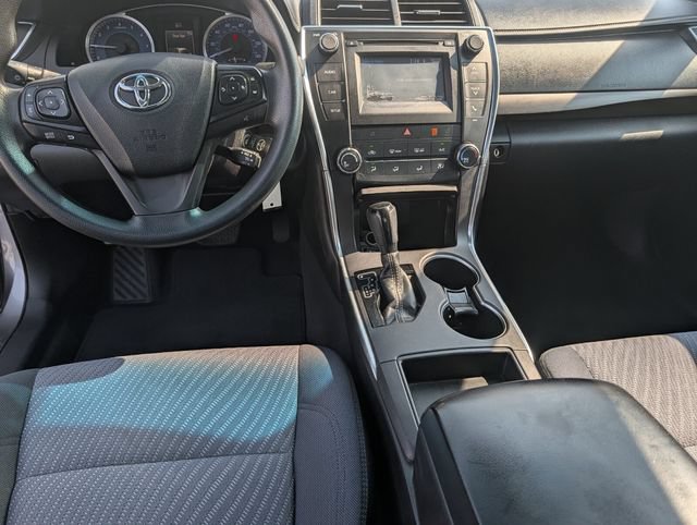 Used 2017 Toyota Camry LE FWD image 14