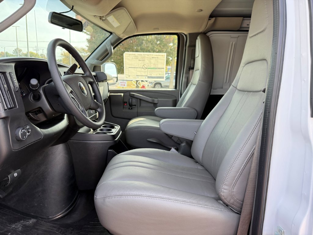 New 2027 Chevrolet Express 2500 Extended w/ Driver Convenience Package RWD image 12