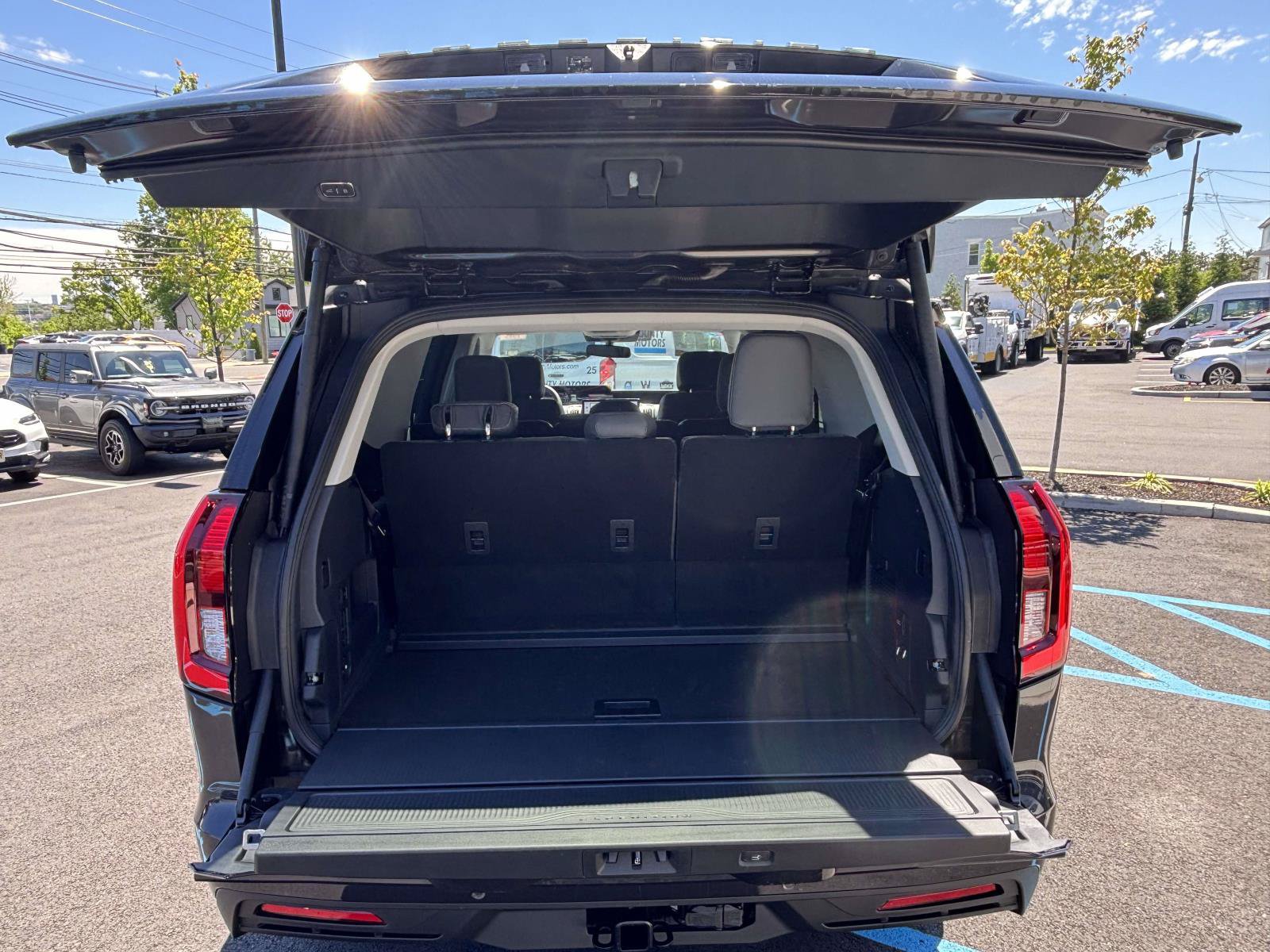 New 2026 Ford Expedition Active AWD/4WD image 14