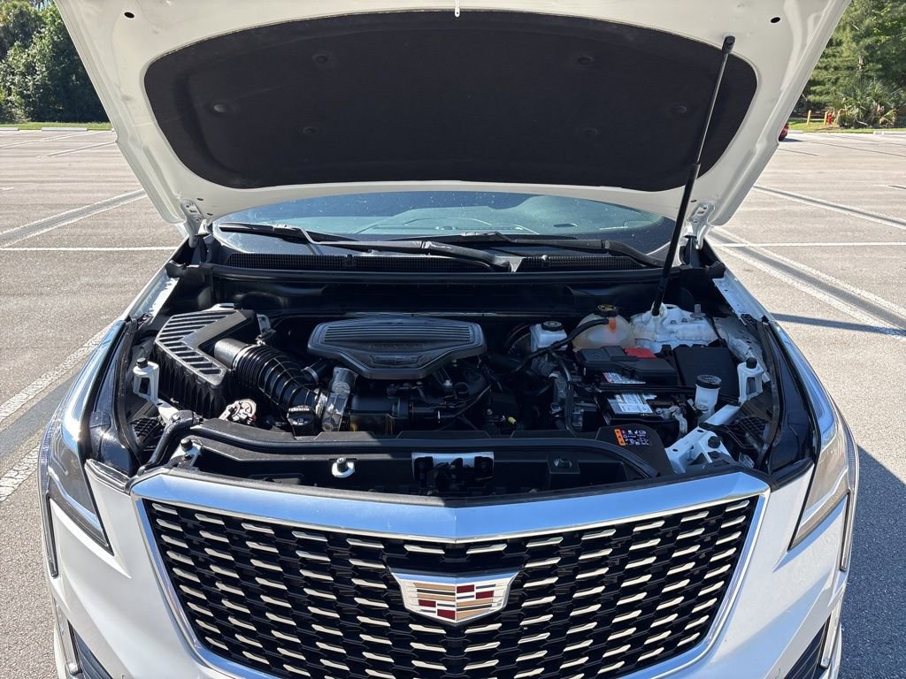 Used 2022 Cadillac XT5 Premium Luxury image 11