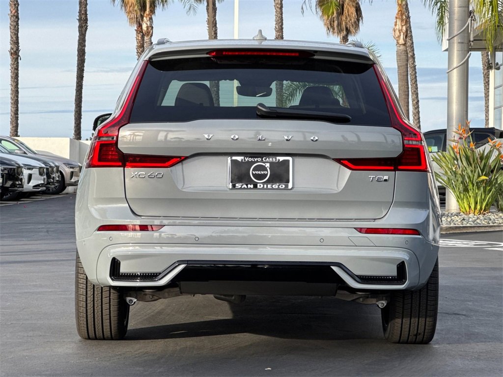 New 2026 Volvo XC60 T8 Ultra w/ Protection Package Premier image 4