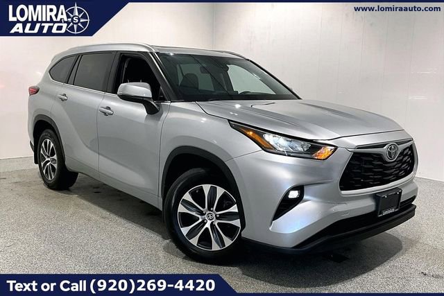 Used 2023 Toyota Highlander L AWD/4WD image 1