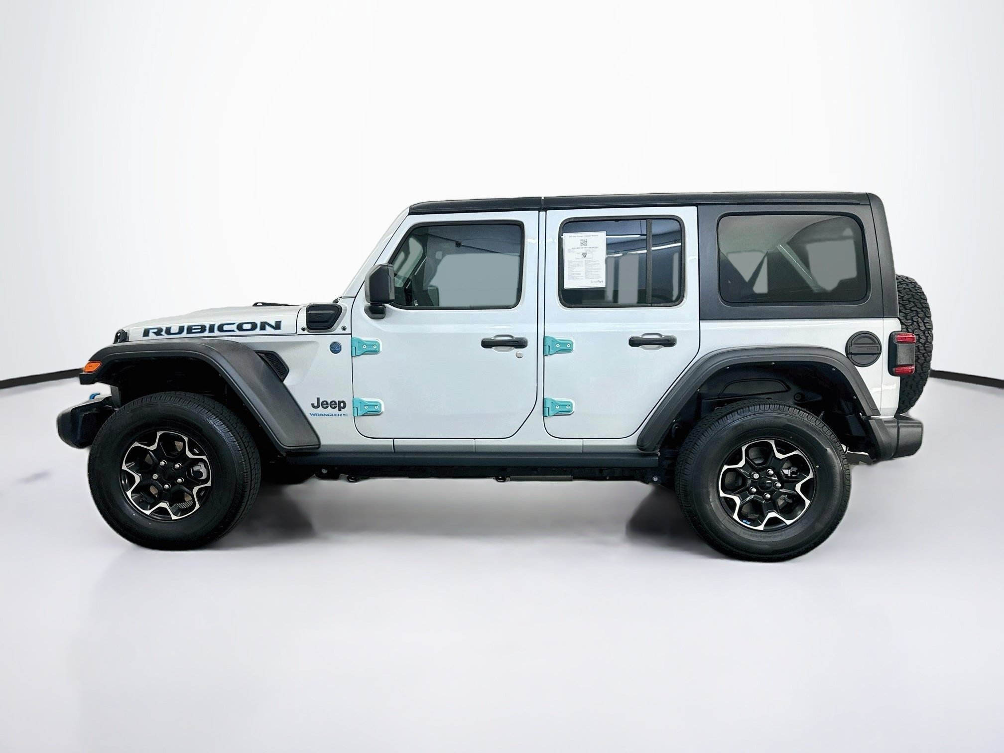 Used 2023 Jeep Wrangler Unlimited Rubicon 4xe AWD/4WD image 4