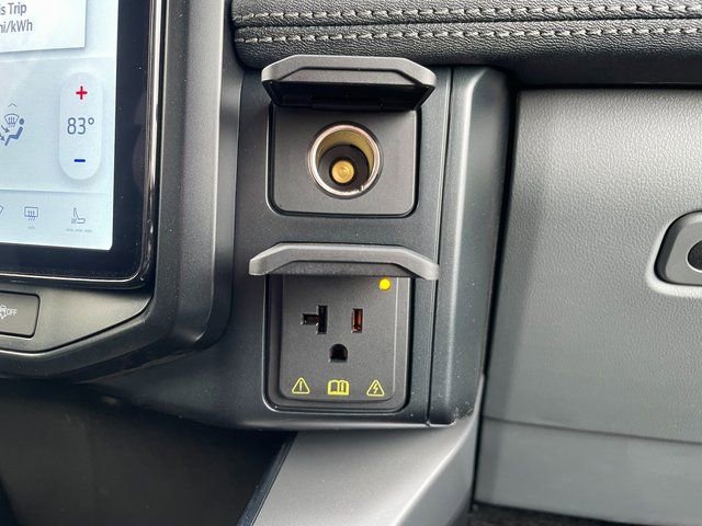 New 2025 Ford F150 Lightning Flash image 33
