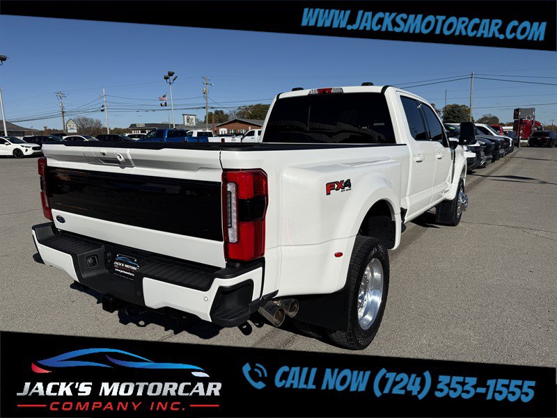 Used 2025 Ford F450 Platinum w/ FX4 Off-Road Package image 6