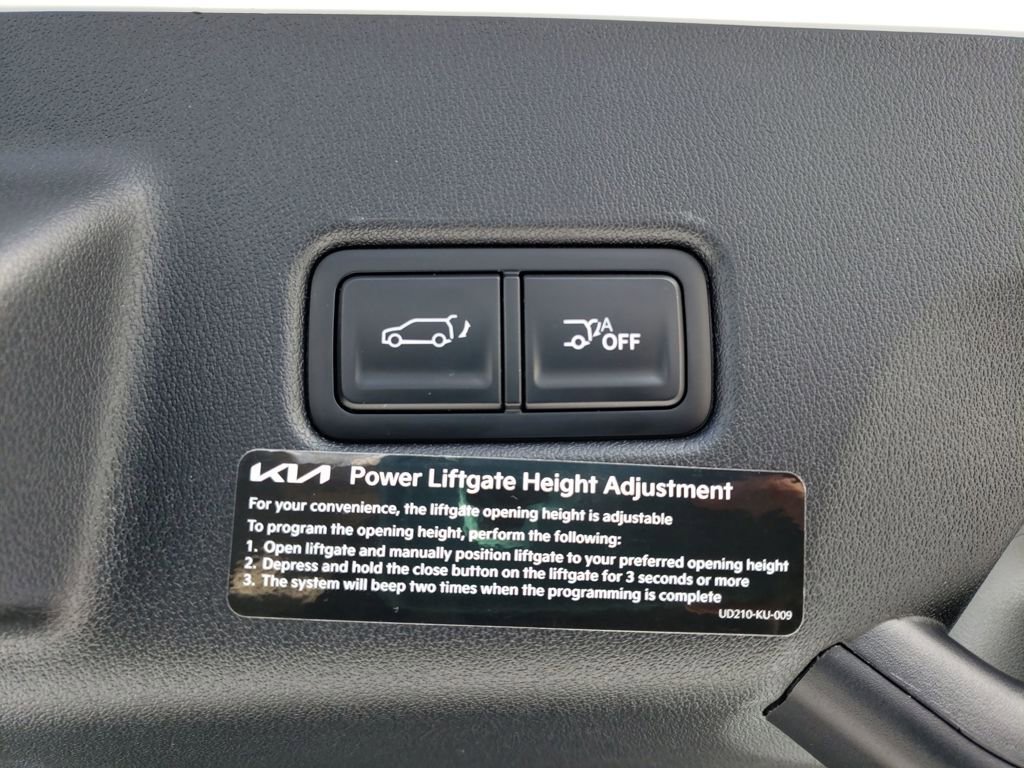 New 2027 Kia Telluride S image 7