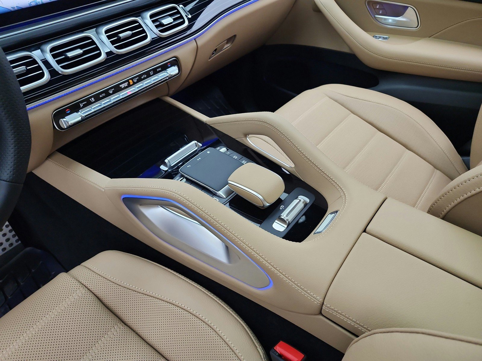New 2026 Mercedes-Benz GLS 450 4MATIC image 10