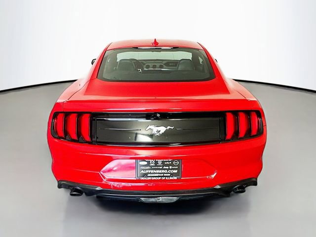 Used 2022 Ford Mustang Premium RWD image 6