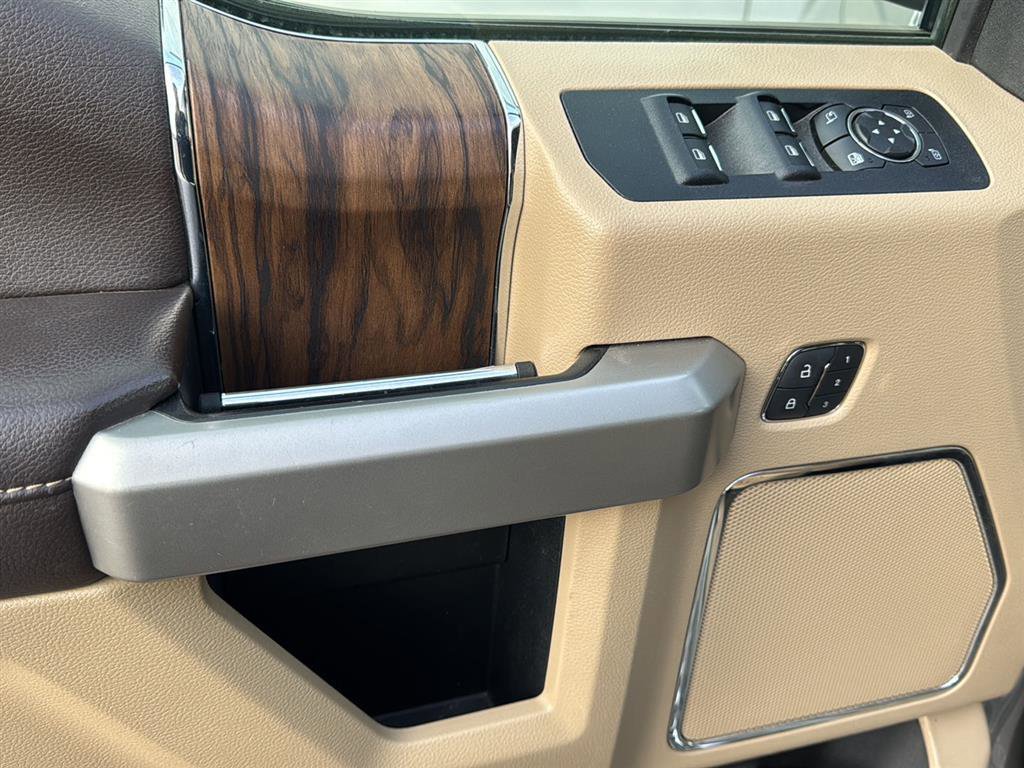 Used 2019 Ford F150 Lariat image 12