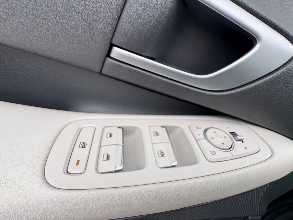 New 2024 Hyundai Sonata SEL w/ Convenience Package image 17