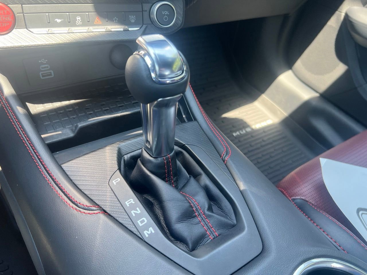 Used 2024 Ford Mustang GT Premium RWD image 30
