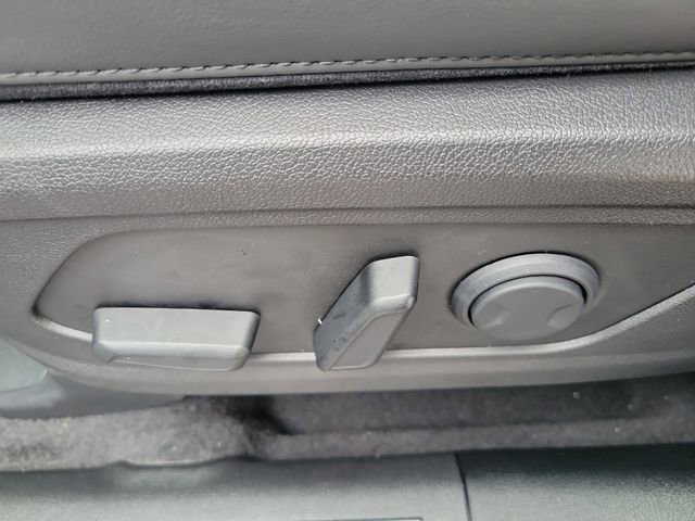 New 2026 Kia Sorento S w/ S Panoramic Sunroof Package image 19