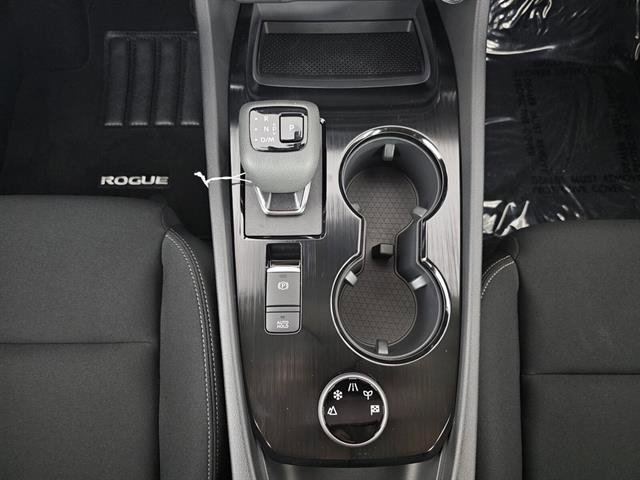 New 2026 Nissan Rogue S image 30