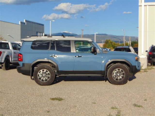 Used 2025 Toyota Land Cruiser image 3