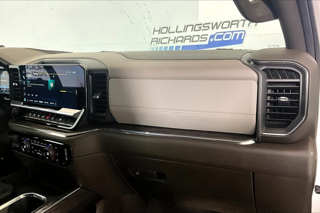 Used 2023 Chevrolet Silverado 1500 LTZ w/ LTZ Convenience Package II AWD/4WD image 12