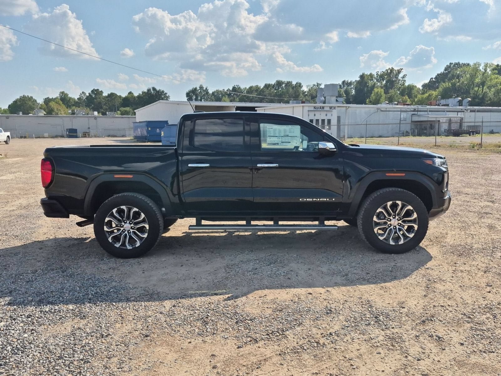 New 2026 GMC Canyon Denali AWD/4WD image 7