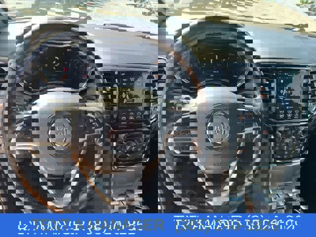 Used 2022 Jeep Grand Cherokee Laredo X image 20