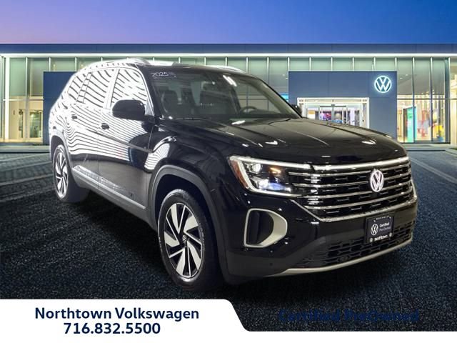 Used 2025 Volkswagen Atlas SEL image 1