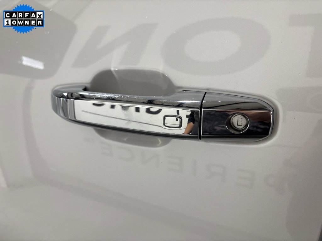 Used 2024 GMC Sierra 2500 Denali Ultimate image 5