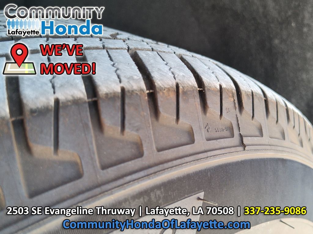 Used 2024 Chevrolet Tahoe LS RWD image 15