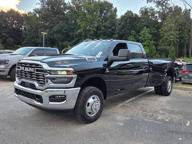 New 2026 RAM 3500 Tradesman w/ Chrome Appearance Group A AWD/4WD image 3