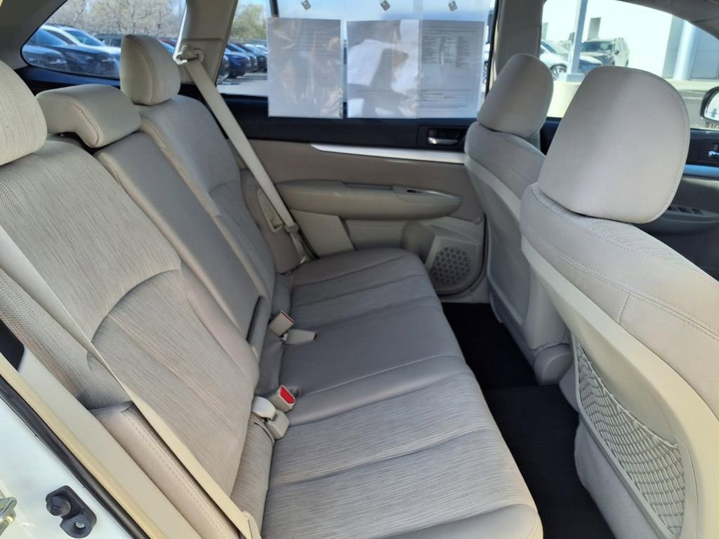 Used 2014 Subaru Outback 2.5i w/ Alloy Wheel Package image 22