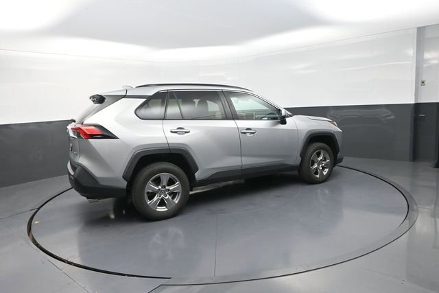 Used 2024 Toyota RAV4 XLE FWD image 9