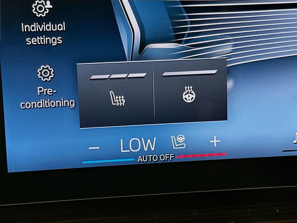 New 2026 BMW X5 xDrive50e w/ M Sport Package image 26