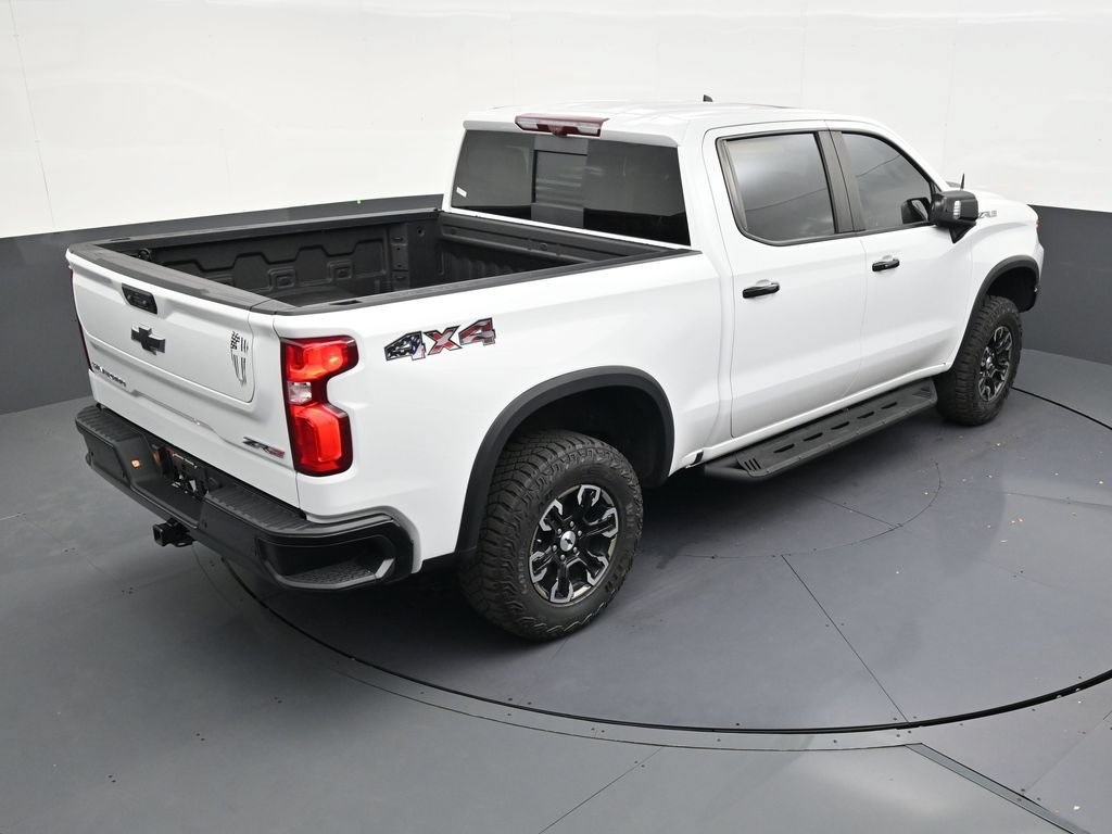 Used 2024 Chevrolet Silverado 1500 ZR2 w/ Technology Package AWD/4WD image 16
