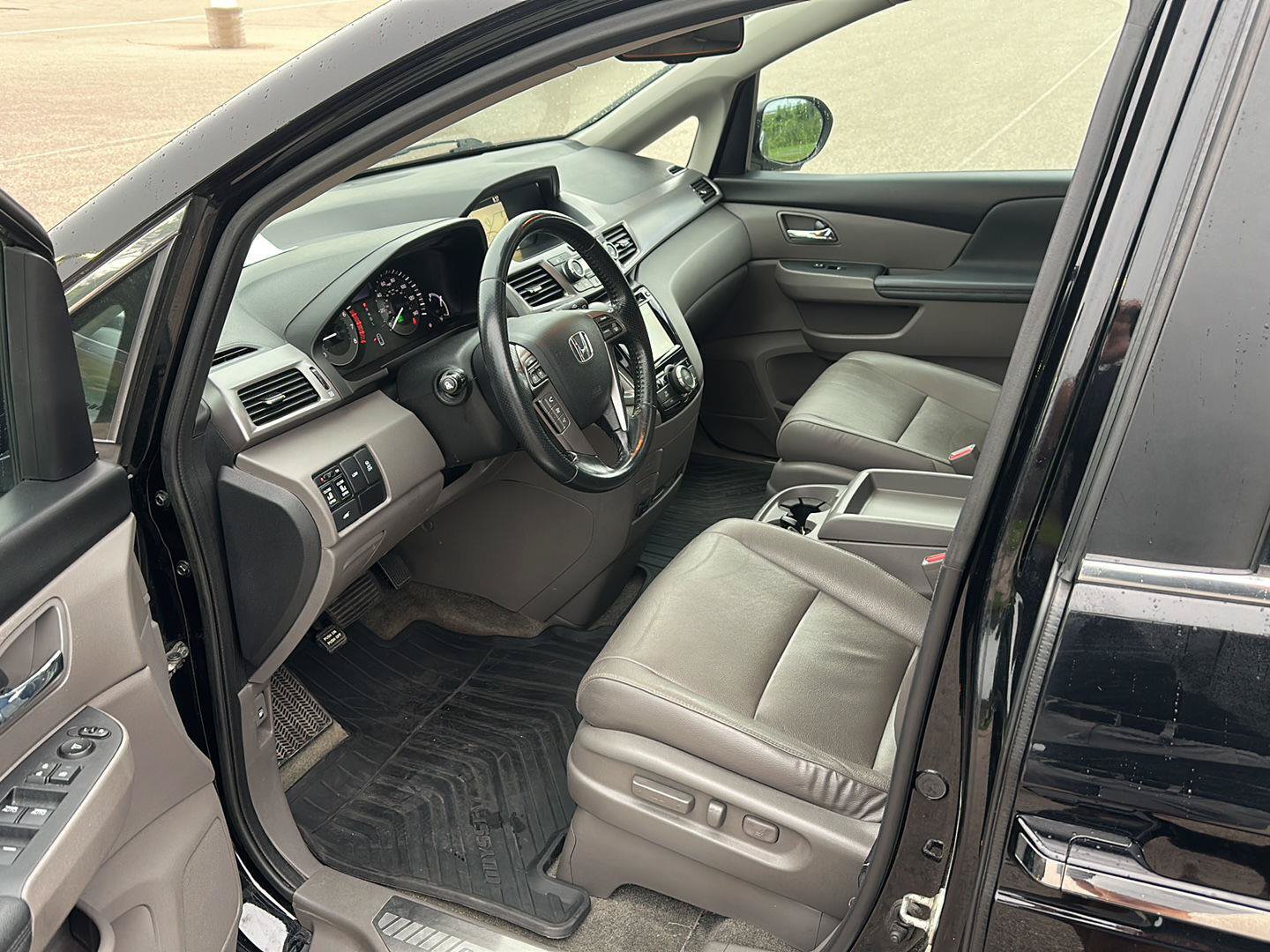 Used 2017 Honda Odyssey EX-L image 8