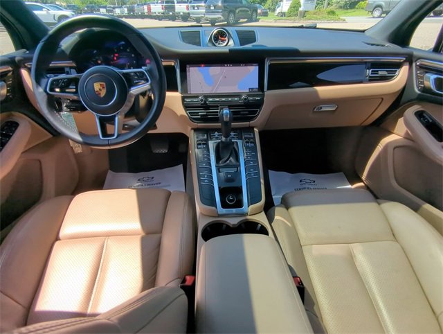 Used 2021 Porsche Macan image 20