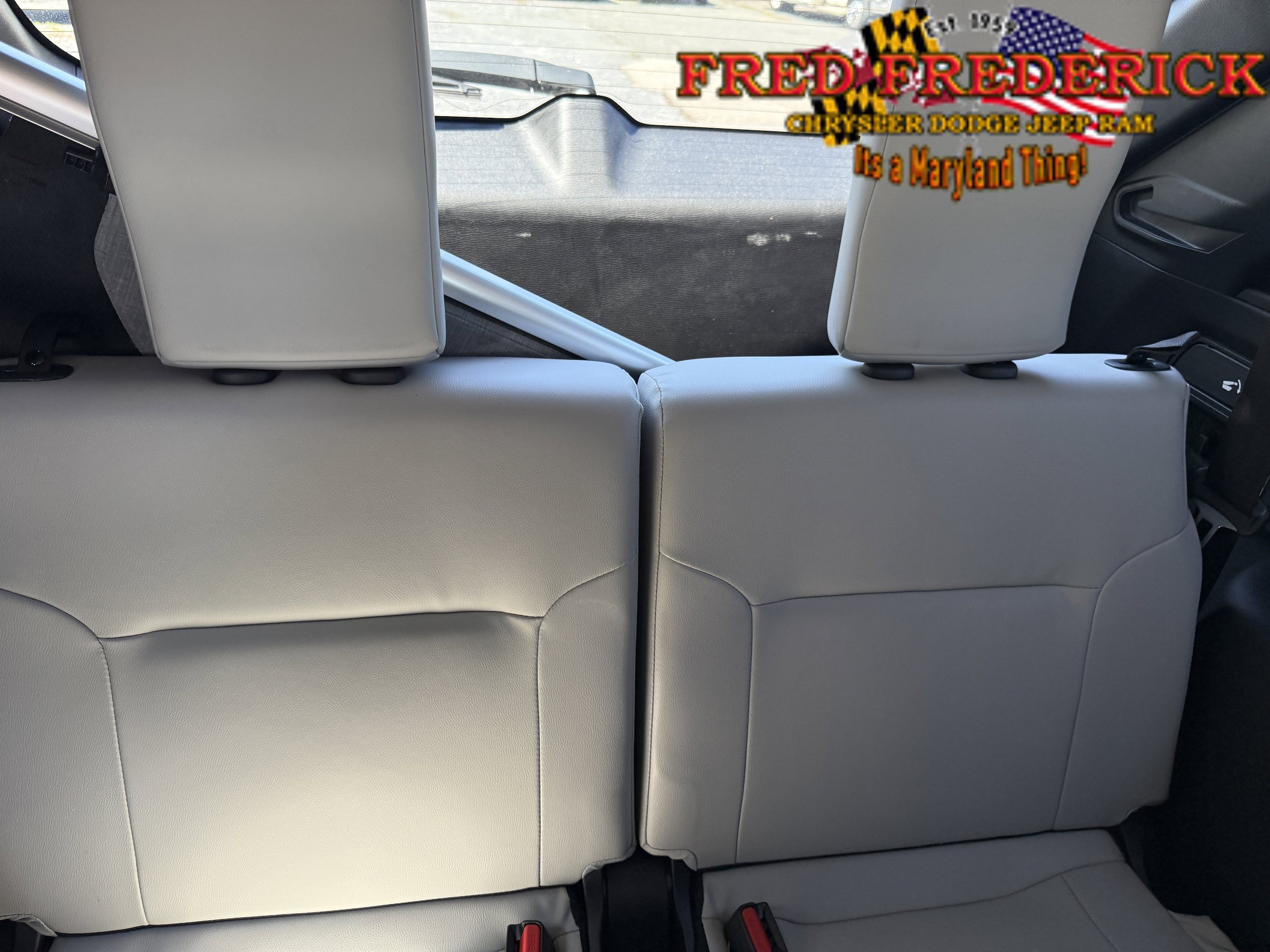 Used 2024 Mitsubishi Outlander SEL AWD/4WD image 19