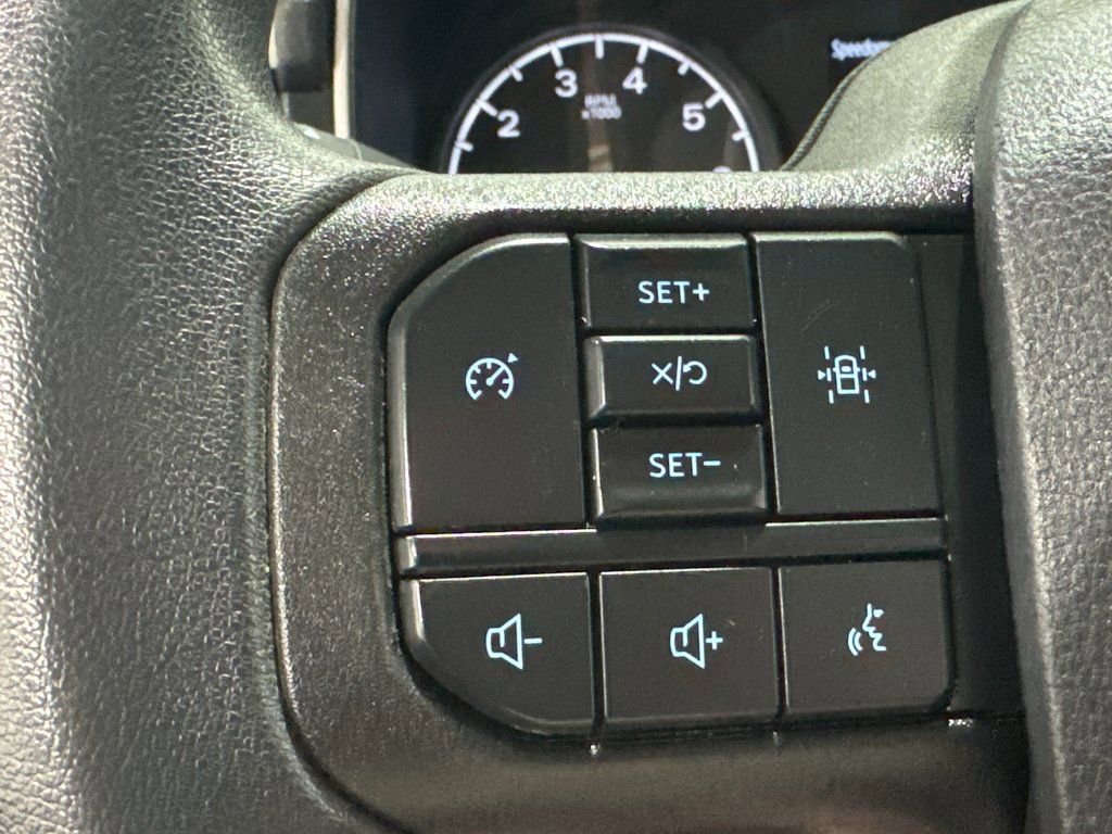 Used 2021 Ford F150 XLT image 5