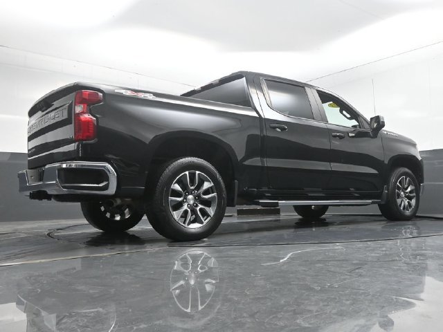 Used 2023 Chevrolet Silverado 1500 LT AWD/4WD image 37