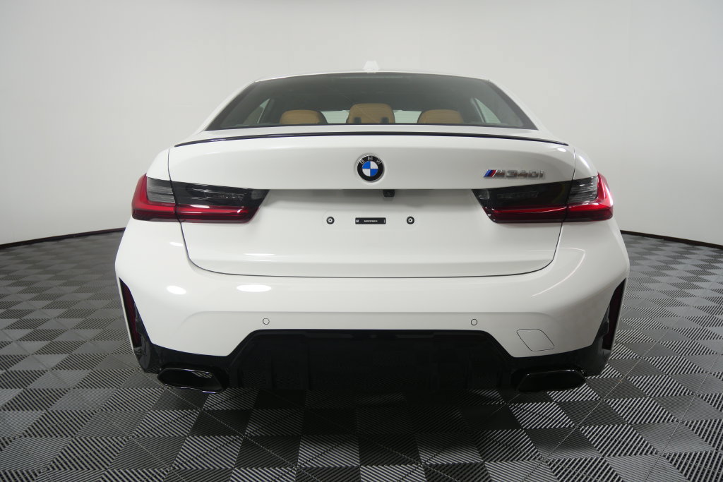 Used 2026 BMW M340i w/ Premium Package RWD image 5