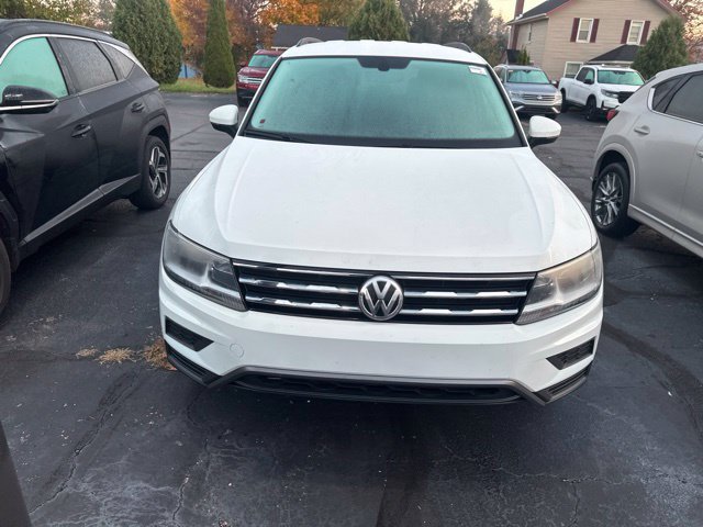 Used 2021 Volkswagen Tiguan SE AWD/4WD image 2