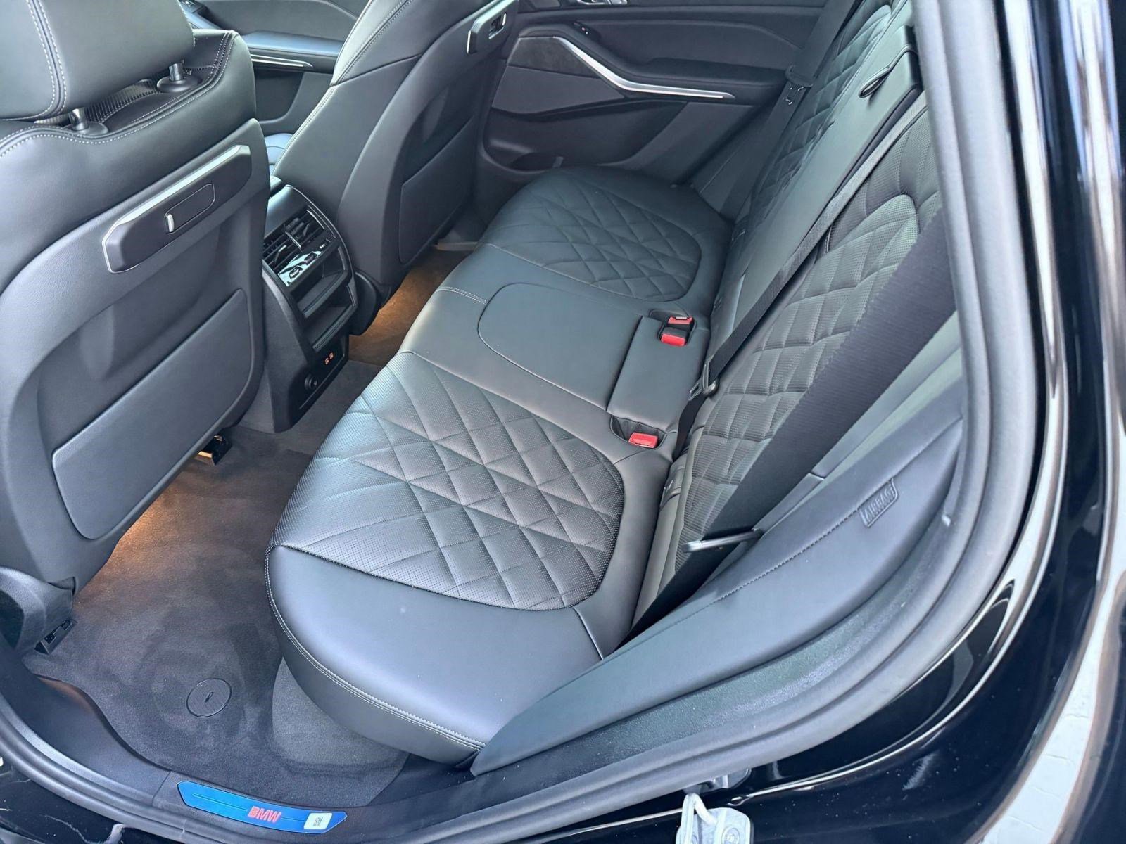 Used 2026 BMW X5 xDrive40i image 13
