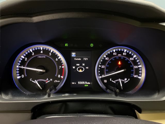 Used 2018 Toyota Highlander XLE AWD/4WD image 16