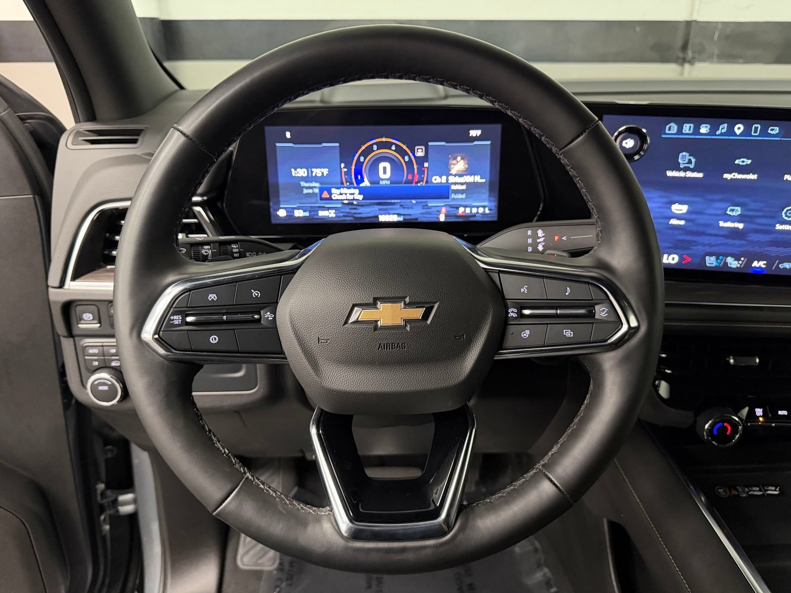 Used 2025 Chevrolet Tahoe Premier AWD/4WD image 27