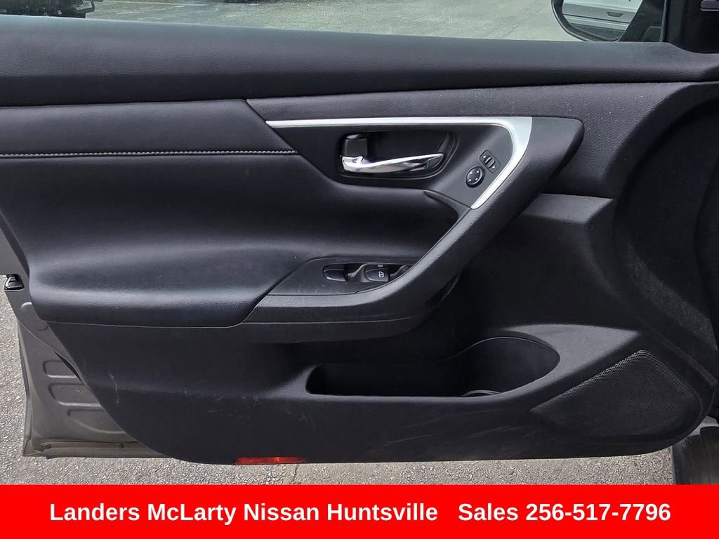 Used 2016 Nissan Altima 3.5 SL FWD image 24