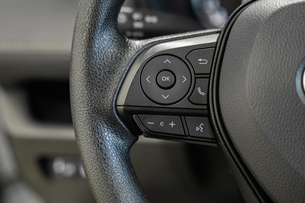 Certified 2025 Toyota RAV4 XLE AWD/4WD image 27