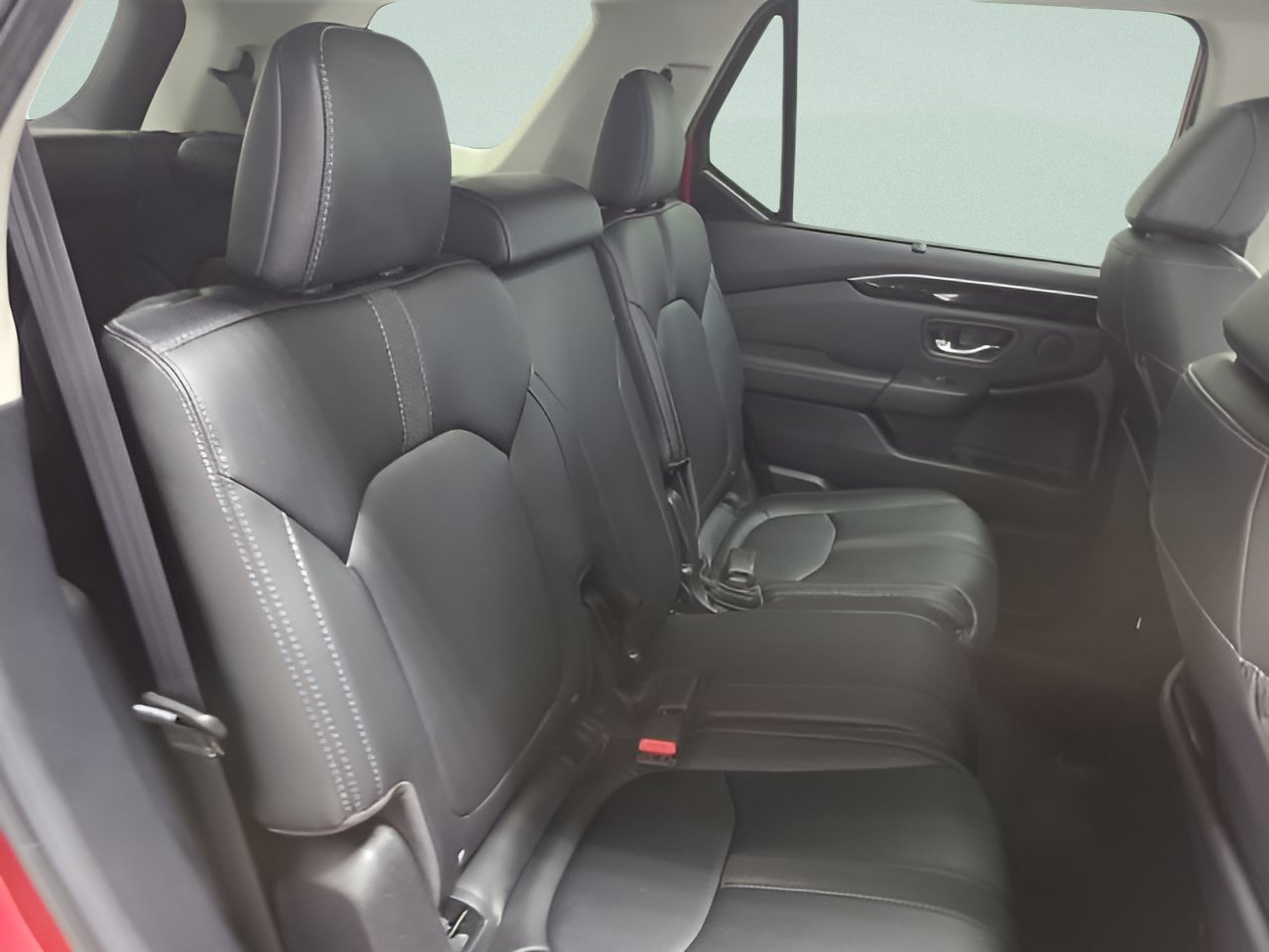 Used 2024 Honda Pilot Touring image 17